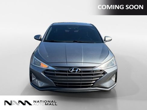Used 2019 Hyundai Elantra Value Edition FWD image 8
