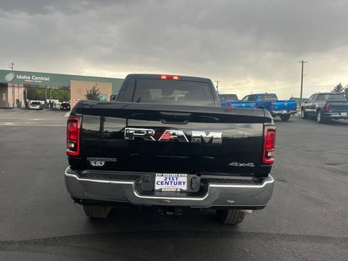 Used 2026 RAM 2500 Big Horn AWD/4WD image 10