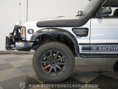 Used 2003 Land Rover Discovery SE image 25