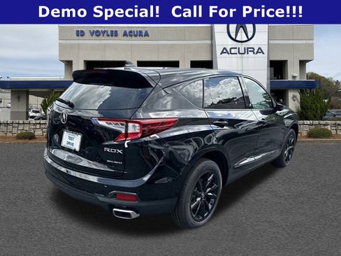 Used 2025 Acura RDX SH-AWD image 5
