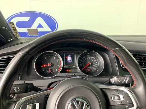 Used 2016 Volkswagen GTI SE w/ Lighting Package (SEL) FWD image 22