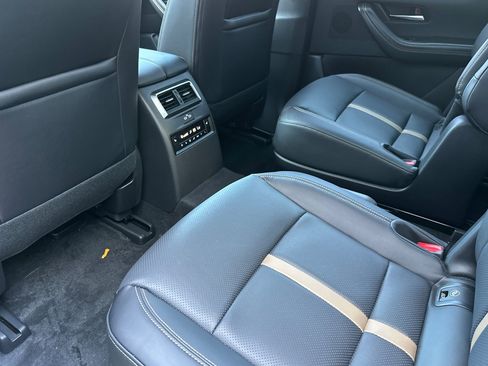 Used 2025 MAZDA CX-90 Plug-In Hybrid w/ Premium Plus image 13