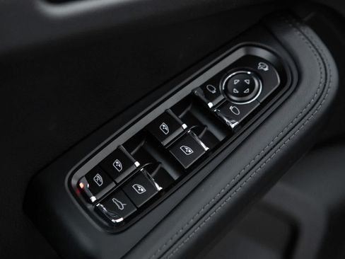 New 2026 Porsche Macan Turbo AWD/4WD image 24
