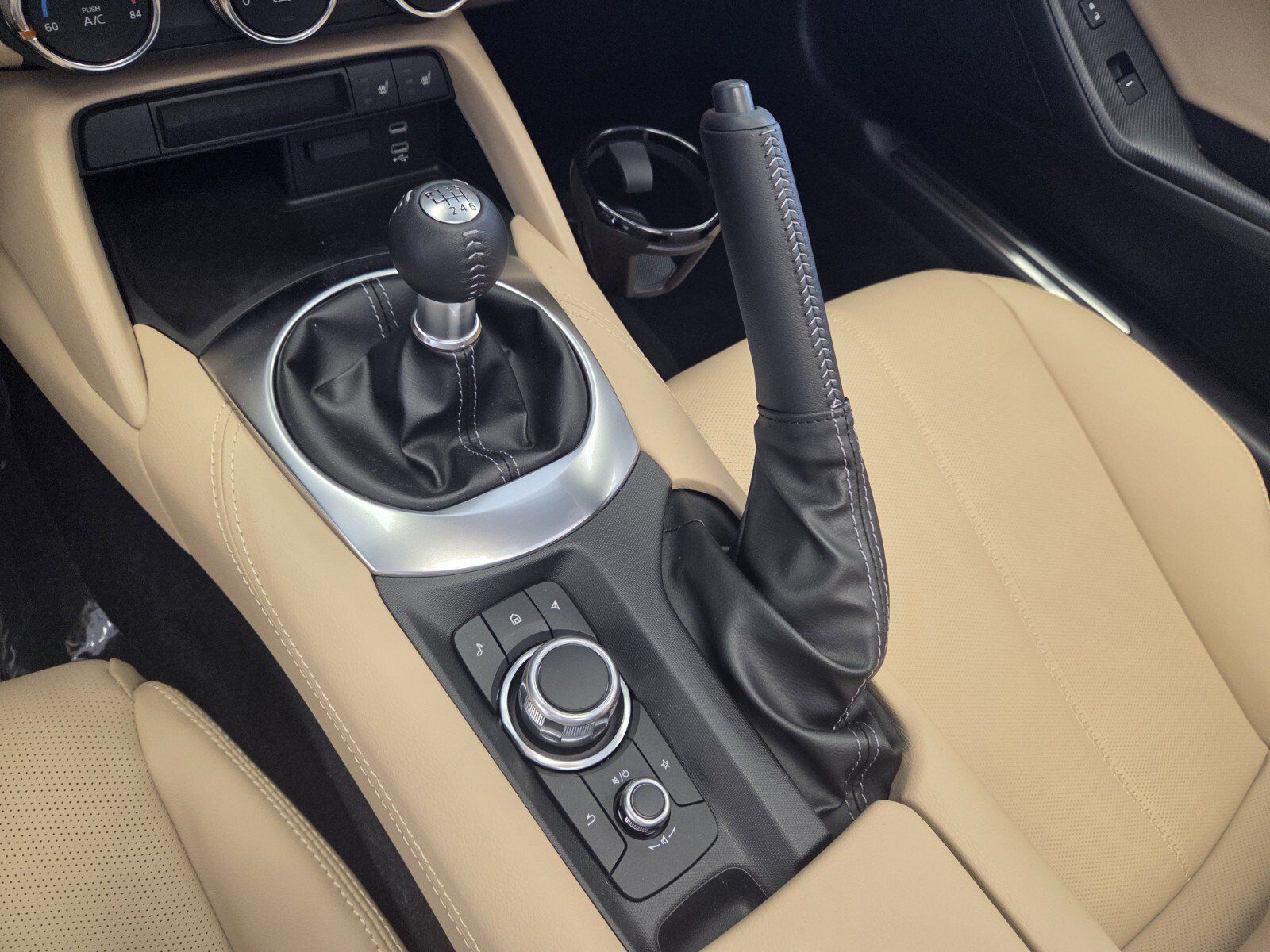 New 2026 MAZDA MX-5 Miata Grand Touring RWD image 28