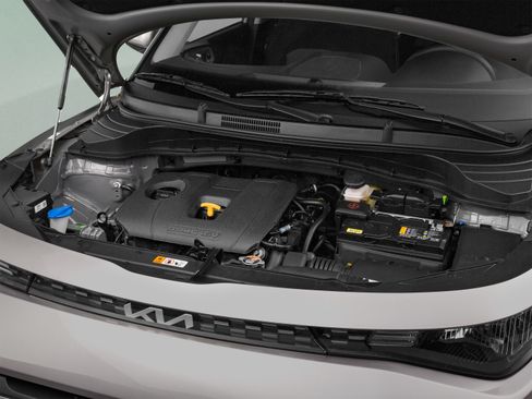 Used 2025 Kia Soul LX w/ LX Technology Package FWD image 14