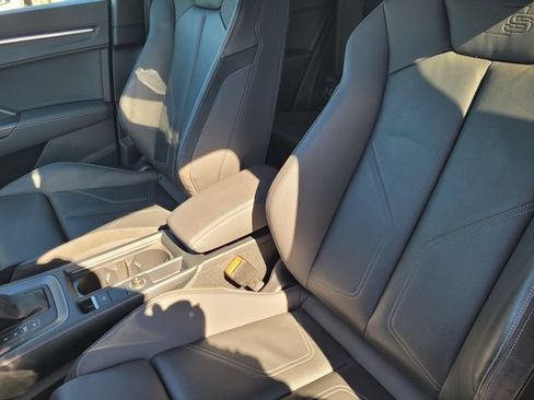 Used 2020 Audi Q3 2.0T Prestige w/ Prestige Package AWD/4WD image 16