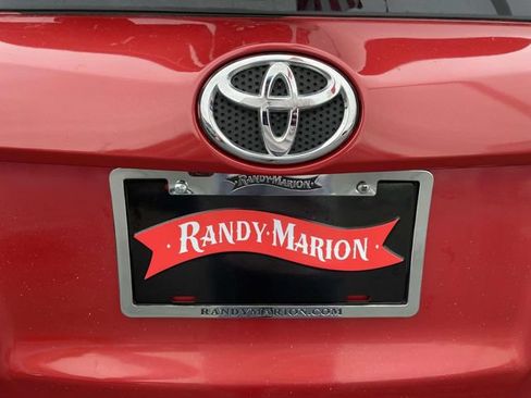 Used 2016 Toyota RAV4 LE FWD image 13