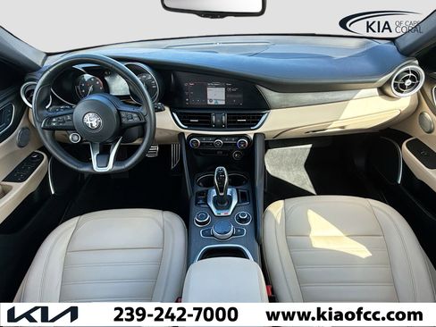 Used 2023 Alfa Romeo Giulia AWD w/ Quick Order Package 22X Lusso image 14