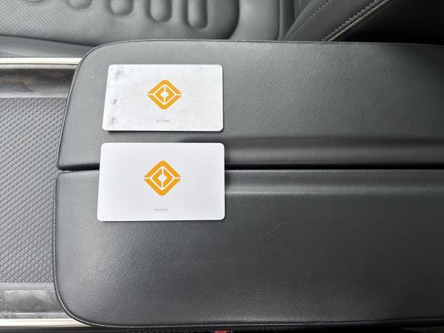 Used 2022 Rivian R1T Launch Edition image 29