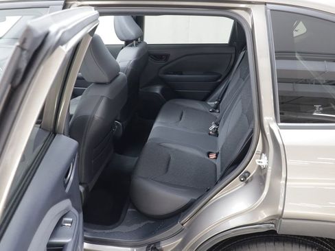 Used 2025 Subaru Forester Premium AWD/4WD image 14