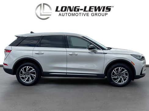Certified 2024 Lincoln Corsair FWD image 8