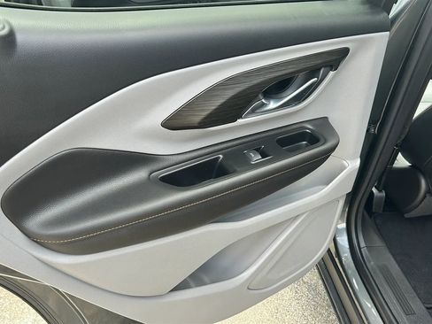 Used 2020 GMC Terrain SLT image 34