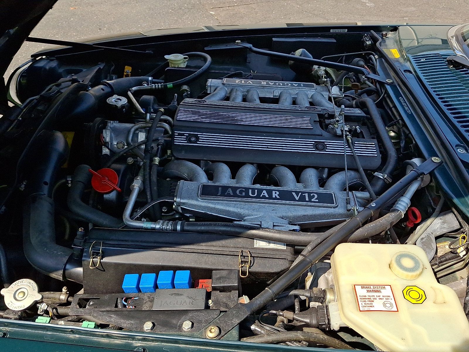 Used 1994 Jaguar XJS V12 Convertible RWD image 22