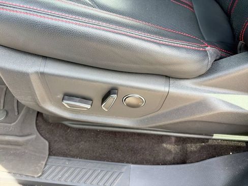 Used 2023 Ford Expedition Limited RWD image 18