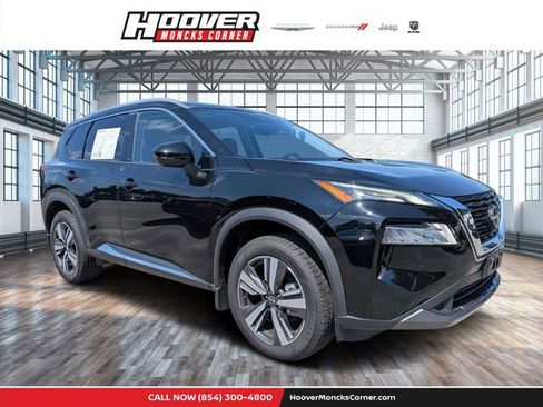 Used 2023 Nissan Rogue SL AWD/4WD image 1