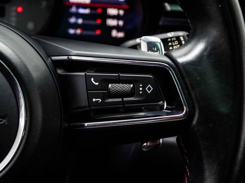Used 2023 Porsche Macan S AWD/4WD image 32
