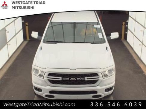 Used 2022 RAM 1500 Big Horn AWD/4WD image 3