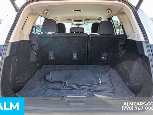 Used 2025 Nissan Rogue SV image 23