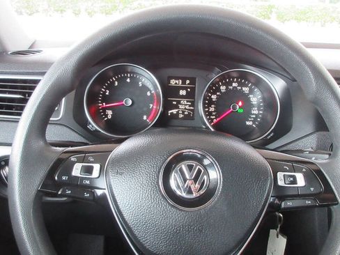 Used 2018 Volkswagen Jetta S FWD image 31