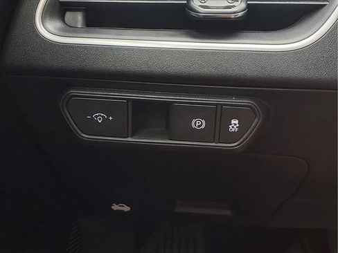 Used 2025 Kia K4 FWD image 12
