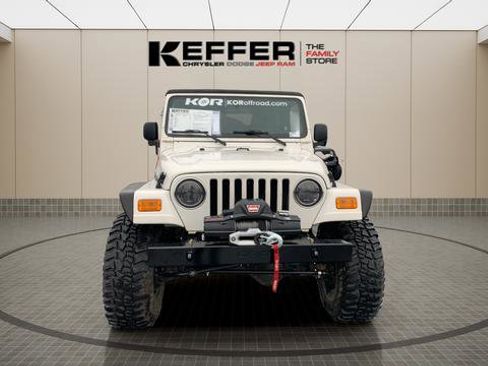 Used 2005 Jeep Wrangler Unlimited Rubicon image 8