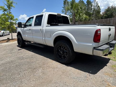Used 2016 Ford F250 Lariat w/ Lariat Interior Package AWD/4WD image 18