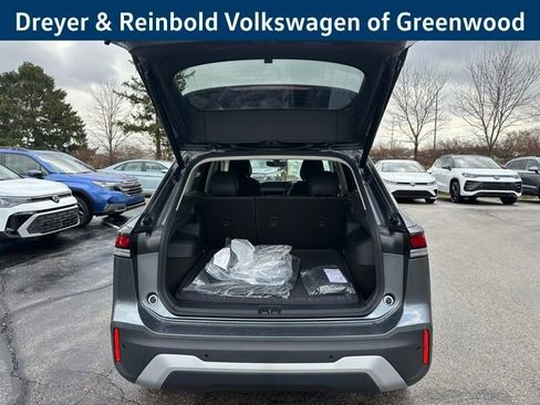 New 2026 Volkswagen Tiguan SE image 34