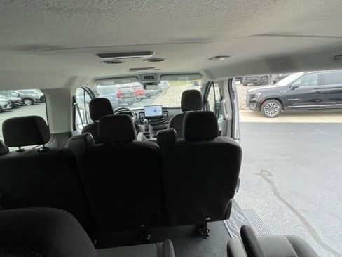 Used 2023 Ford Transit 350 XLT image 11