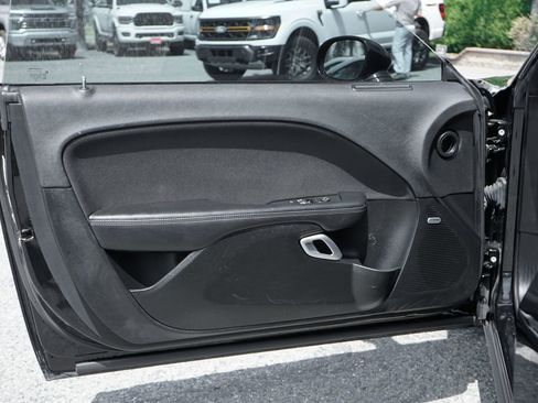 Used 2023 Dodge Challenger SXT RWD image 15
