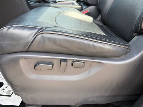 Used 2024 INFINITI QX80 Luxe AWD/4WD image 30