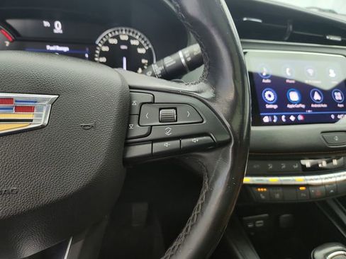 Used 2019 Cadillac XT4 Premium Luxury image 21