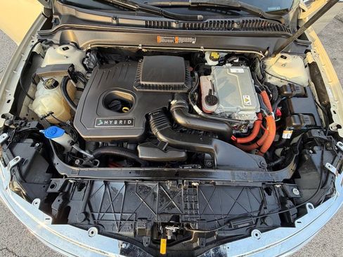 Used 2015 Lincoln MKZ Hybrid w/ Equipment Group 202A Reserve FWD image 28