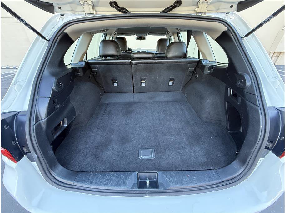 Used 2017 Subaru Outback 2.5i AWD/4WD image 18
