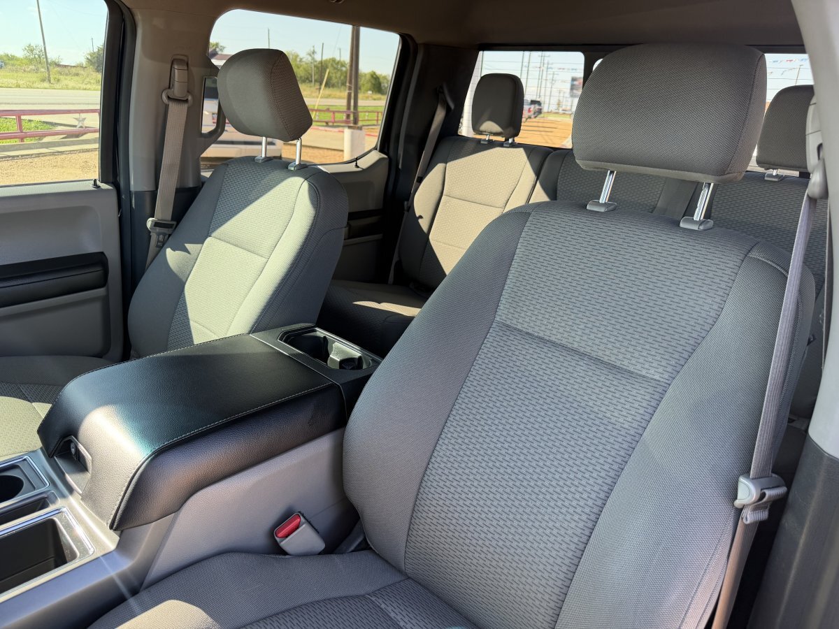 Used 2016 Ford F150 XLT w/ Equipment Group 302A Luxury RWD image 20