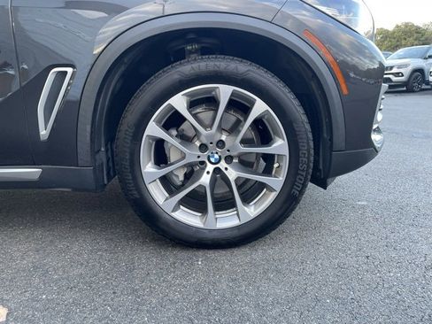 Used 2019 BMW X5 xDrive40i w/ Premium Package 2 image 37