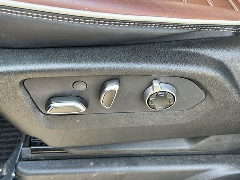 Used 2024 GMC Yukon Denali Ultimate image 22