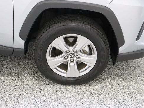 Used 2025 Toyota RAV4 XLE FWD image 5