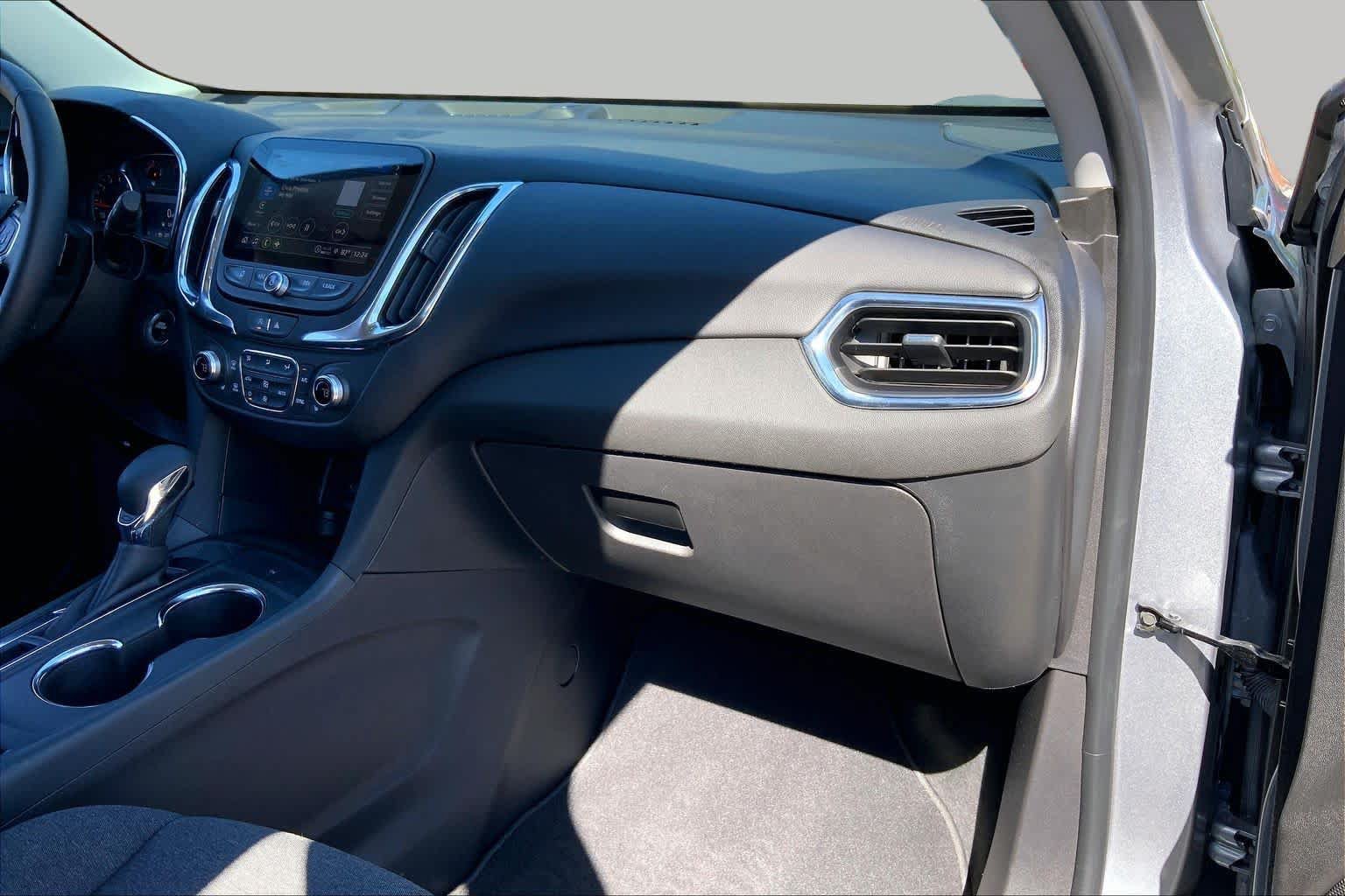 Used 2023 Chevrolet Equinox LT FWD image 19