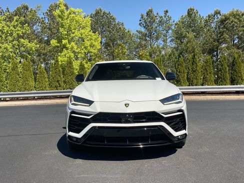 Used 2022 Lamborghini Urus image 13