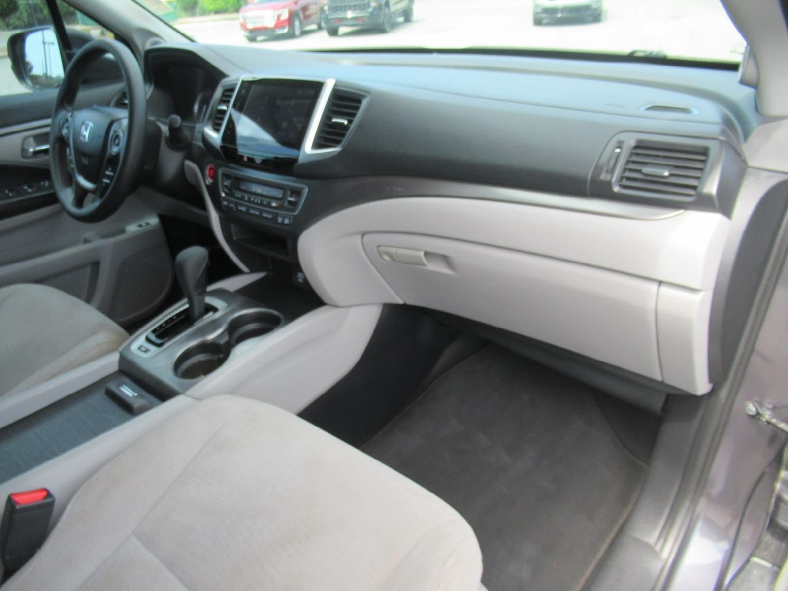 Used 2018 Honda Pilot EX image 11