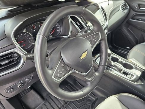Used 2022 Chevrolet Equinox Premier image 15