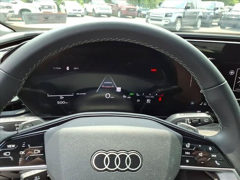 Certified 2025 Audi Q5 Premium w/ Convenience Package AWD/4WD image 17