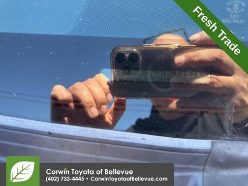 Used 2016 Toyota 4Runner SR5 image 9