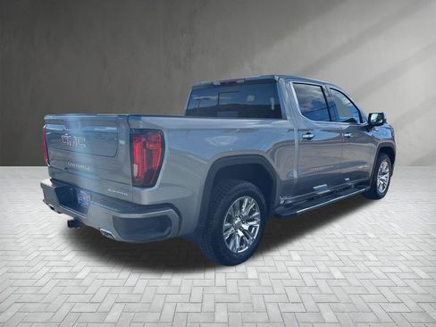 Used 2025 GMC Sierra 1500 Denali image 6