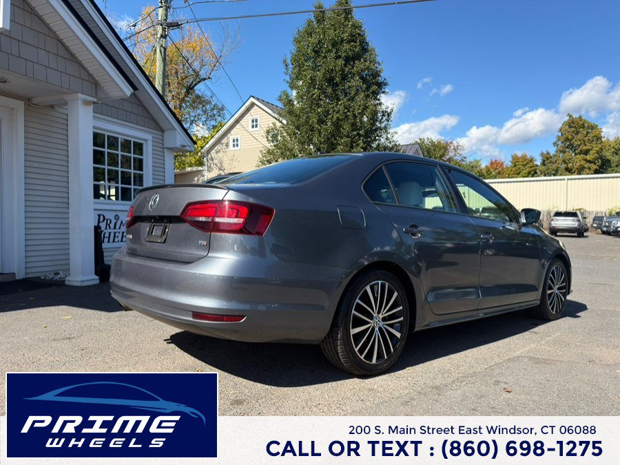 Used 2016 Volkswagen Jetta Sport FWD image 7