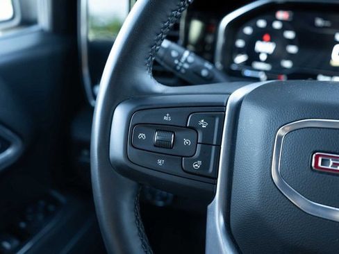 Used 2024 GMC Sierra 1500 Elevation image 20