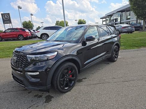 Used 2021 Ford Explorer ST w/ Equipment Group 401A AWD/4WD image 9