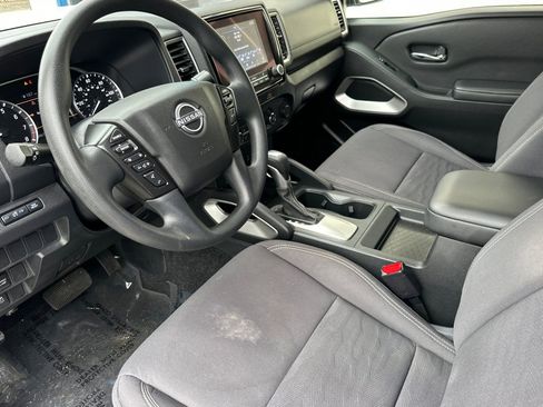 Used 2023 Nissan Frontier SV w/ Tow Package image 10