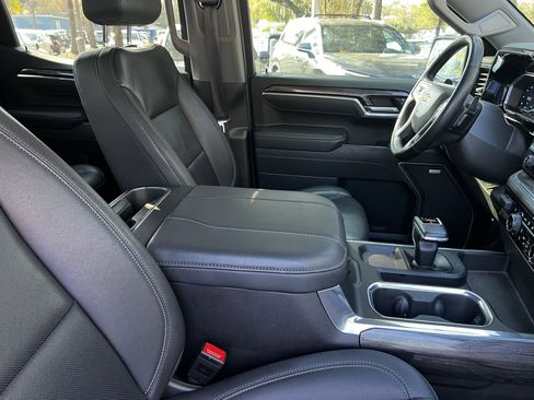 Used 2024 Chevrolet Silverado 1500 LTZ w/ LTZ Premium Package image 45