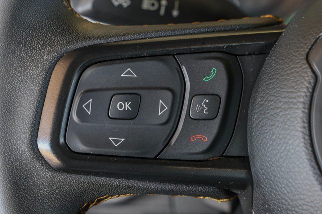 Used 2024 Jeep Wrangler Unlimited AWD/4WD image 25
